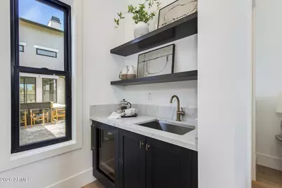 10242 N 58th Street, Paradise Valley, AZ 85253 - Photo 7