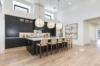 10242 N 58th Street, Paradise Valley, AZ 85253 - Photo 5