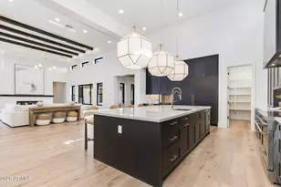 10242 N 58th St, Paradise Valley, AZ 85253 - Photo 7