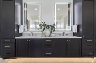 10242 N 58th St, Paradise Valley, AZ 85253 - Photo 31