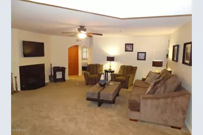 5104 N 32nd Street #Unit 247, Phoenix, AZ 85018 - Photo 9