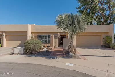 9403 N 87th Way, Scottsdale, AZ 85258 - Photo 1