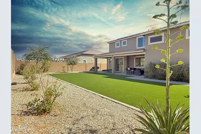 18902 W Clinton Street, Surprise, AZ 85388 - Photo 17