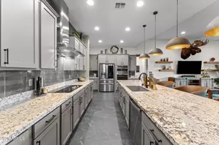 3254 Buckaroo Ct, Wickenburg, AZ 85390 - Photo 11