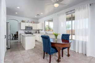 6993 S Sharon Ct, Chandler, AZ 85249 - Photo 9