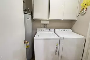 9814 W Shasta Dr, Sun City, AZ 85351 - Photo 7