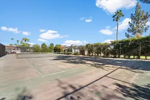 18256 N 75th Ave, Glendale, AZ 85308 - Photo 21