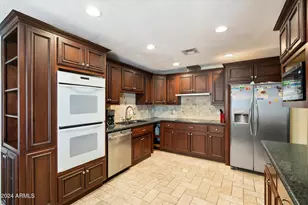 18256 N 75th Ave, Glendale, AZ 85308 - Photo 9