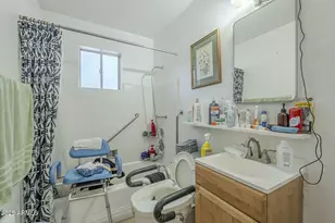 2106 S Granada Dr, Tempe, AZ 85282 - Photo 29