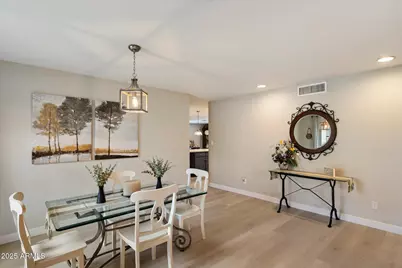 7800 E Via Del Futuro -- E, Scottsdale, AZ 85258 - Photo 3