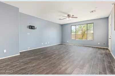 12509 W Whyman Street, Avondale, AZ 85323 - Photo 9