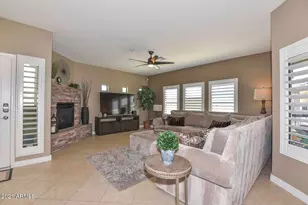 21320 N 56th St, Phoenix, AZ 85054 - Photo 3