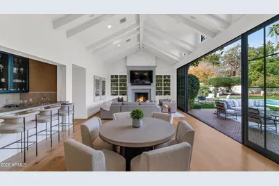 5446 E Exeter Boulevard, Phoenix, AZ 85018 - Photo 9