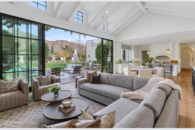 5446 E Exeter Boulevard, Phoenix, AZ 85018 - Photo 5