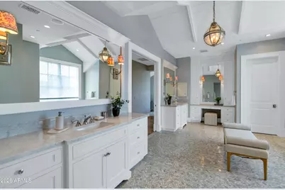 5446 E Exeter Boulevard, Phoenix, AZ 85018 - Photo 29