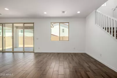 11605 W Green Drive, Youngtown, AZ 85363 - Photo 7