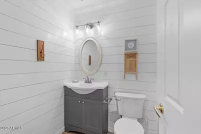 15257 W Hearn Road, Surprise, AZ 85379 - Photo 23