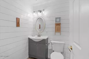 15257 W Hearn Rd, Surprise, AZ 85379 - Photo 23