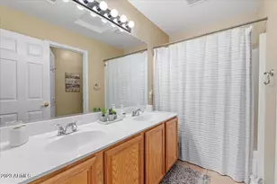 15257 W Hearn Rd, Surprise, AZ 85379 - Photo 21