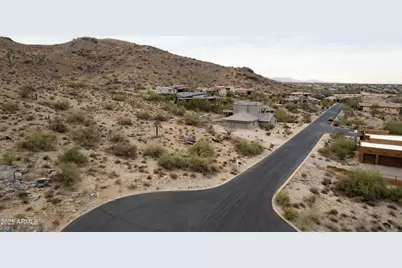 3915 E Melody Drive #18, Phoenix, AZ 85042 - Photo 13