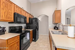 16621 W Belleview Street W, Goodyear, AZ 85338 - Photo 11