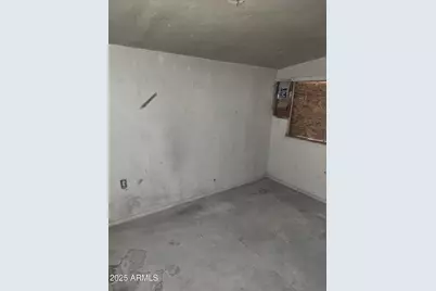 3915 E Greer Street, Miami, AZ 85539 - Photo 13