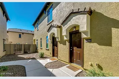 2725 E Mine Creek Road #2186, Phoenix, AZ 85024 - Photo 3