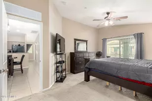 2725 E Mine Creek Rd, Phoenix, AZ 85024 - Photo 11