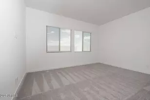 366 E Las Perlas Ln, San Tan Valley, AZ 85140 - Photo 11