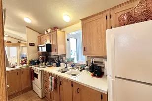 1027 S Prospector Dr, Apache Junction, AZ 85119 - Photo 31