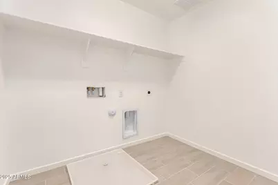 11619 W Green Drive, Youngtown, AZ 85363 - Photo 25