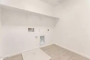 11619 W Green Dr, Youngtown, AZ 85363 - Photo 25