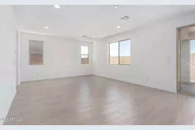 11635 W Beck Avenue, Youngtown, AZ 85363 - Photo 13