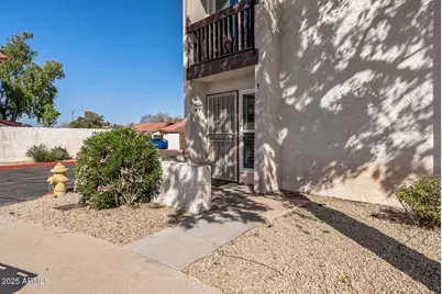 2828 E Waltann Lane #1, Phoenix, AZ 85032 - Photo 9