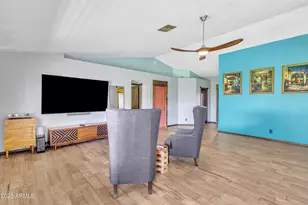 8049 E Des Moines St, Mesa, AZ 85207 - Photo 17