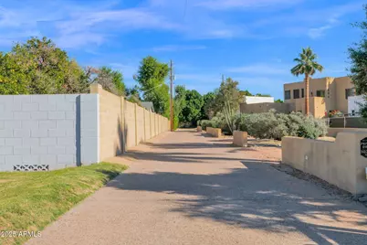 3811 N 64th Street, Scottsdale, AZ 85251 - Photo 23