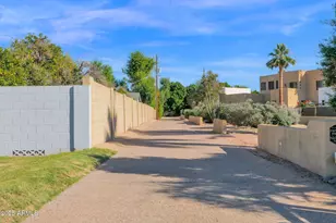 3811 N 64th St, Scottsdale, AZ 85251 - Photo 23