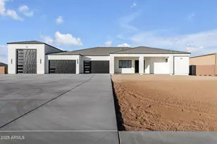 1602 E Cloud Rd, Phoenix, AZ 85086 - Photo 1