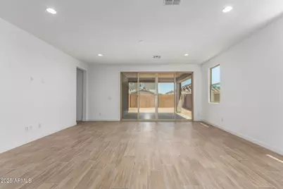 40546 W Michaels Drive, Maricopa, AZ 85138 - Photo 9