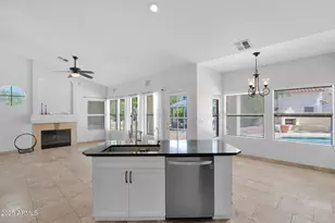 12407 N 54th Ave, Glendale, AZ 85304 - Photo 19