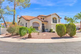 12407 N 54th Ave, Glendale, AZ 85304 - Photo 9