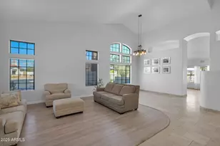 12407 N 54th Ave, Glendale, AZ 85304 - Photo 11