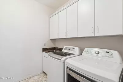 9042 W Pinnacle Vista Drive, Peoria, AZ 85383 - Photo 15