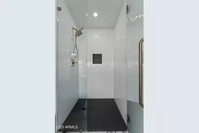 2818 E Malapai Drive, Phoenix, AZ 85028 - Photo 21