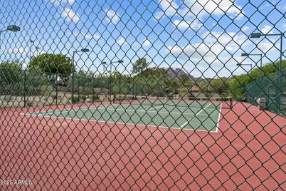 2818 E Malapai Drive, Phoenix, AZ 85028 - Photo 35