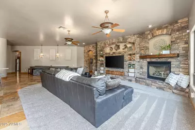 690 E Seattle Slew Lane, Gilbert, AZ 85296 - Photo 9