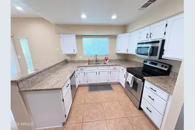 10249 N 12th Place #2, Phoenix, AZ 85020 - Photo 19