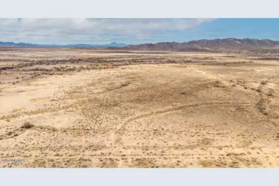 6410 W Charleston Road #26, Eloy, AZ 85131 - Photo 3