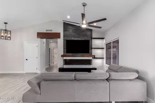 4537 E Towne Ln, Gilbert, AZ 85234 - Photo 9