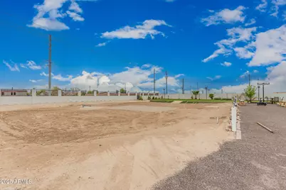 2817 S 195th Lane, Buckeye, AZ 85326 - Photo 9